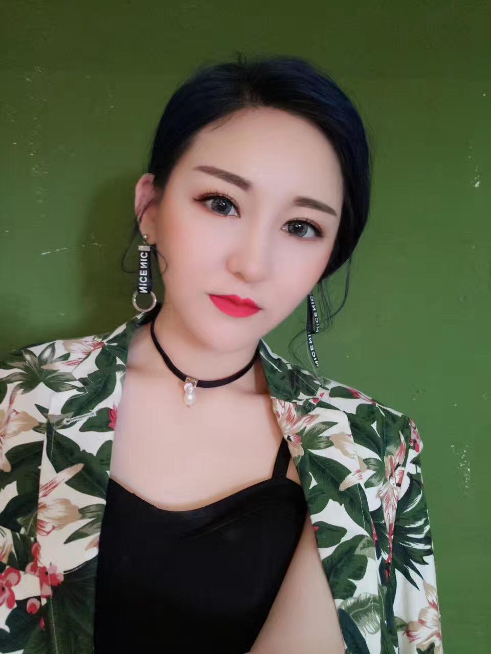 三十岁的女人_张贝贝_南方北方都是远方 | 在线播放_三十岁的女人歌词_三十岁的女人下载 | 网易云音乐