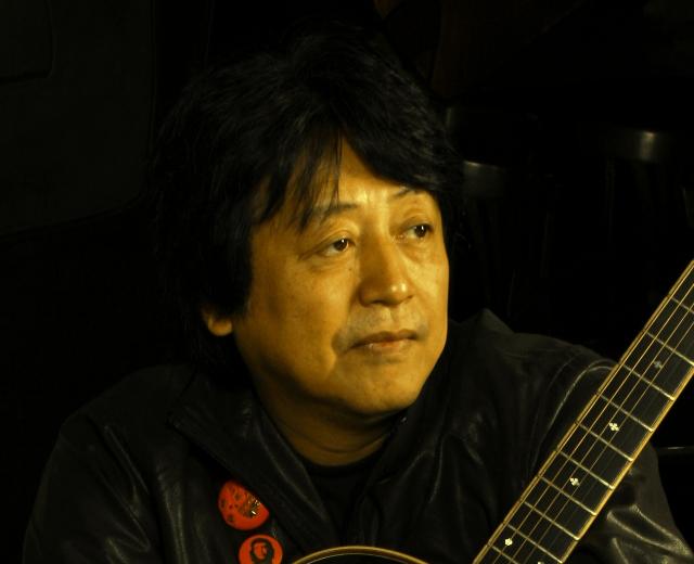 山木康世