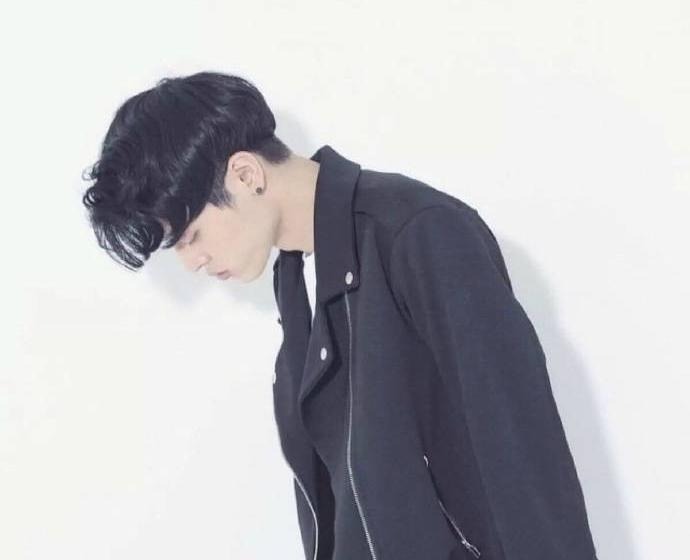 一凡少年