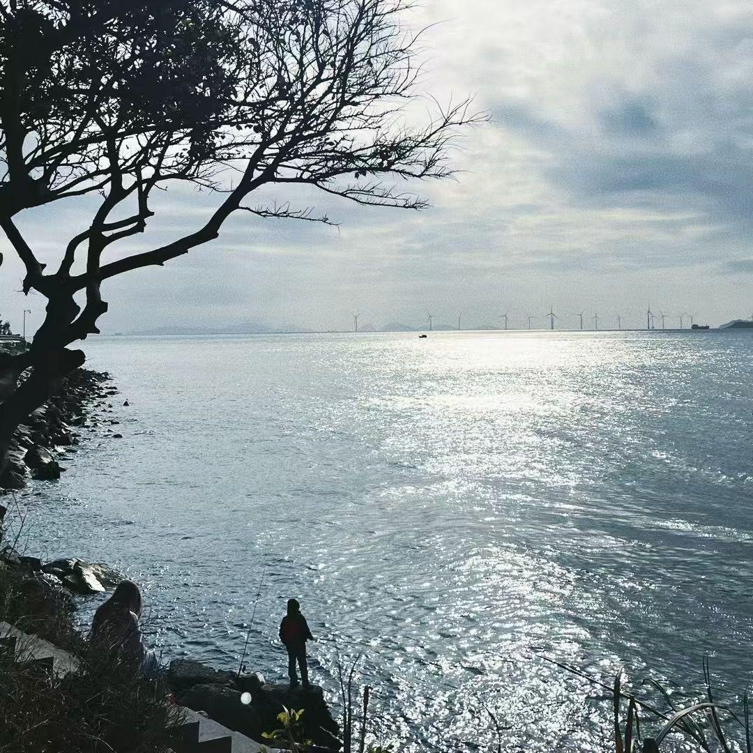 一句晚安，包括我爱你封面