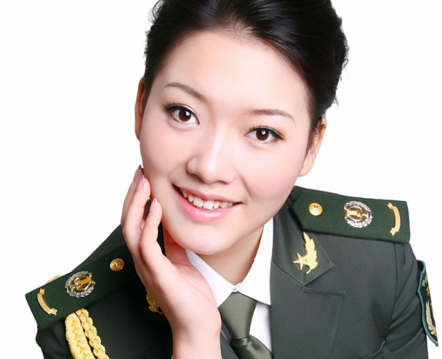 王亚平