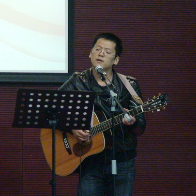 一个文艺暴发户的腔调