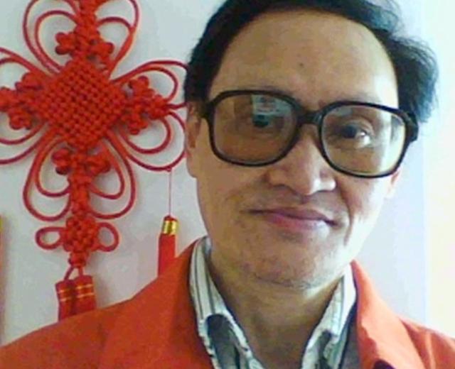 张怡新