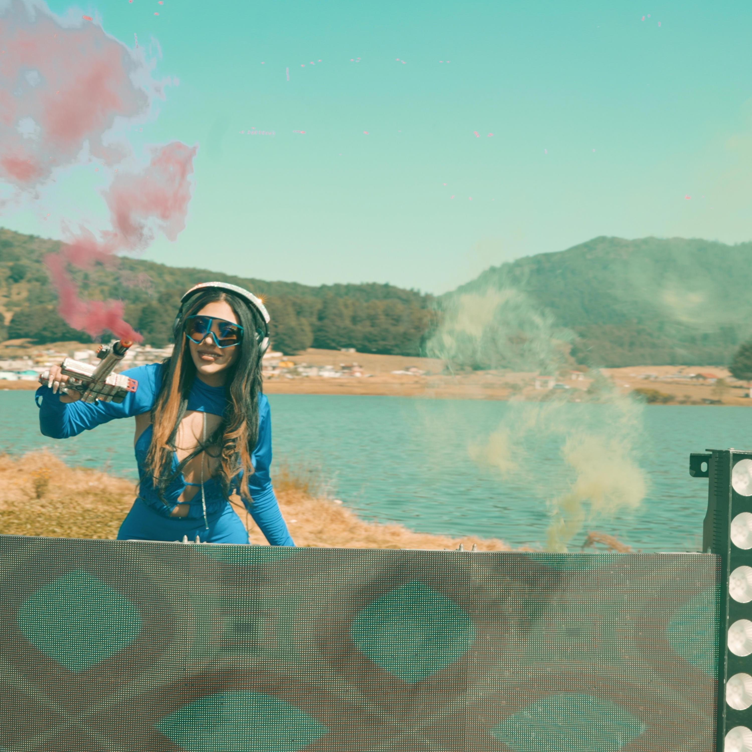 Suelta (feat. Cid mx & Alexito Mix)