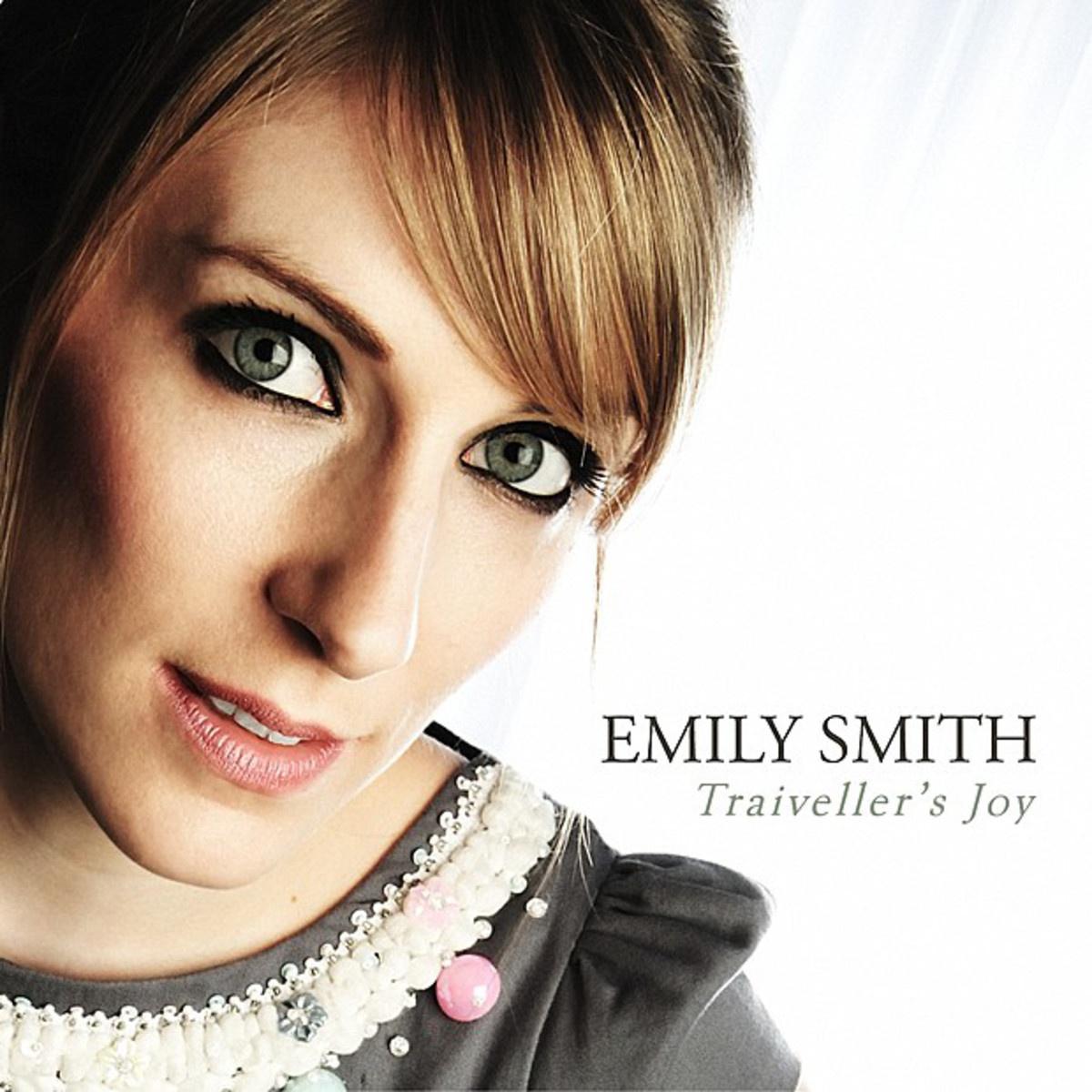 歌曲名《Roll On Lovely Doon》，由 Emily Smith 演唱，收录于《Traiveller's Joy》专辑中.
