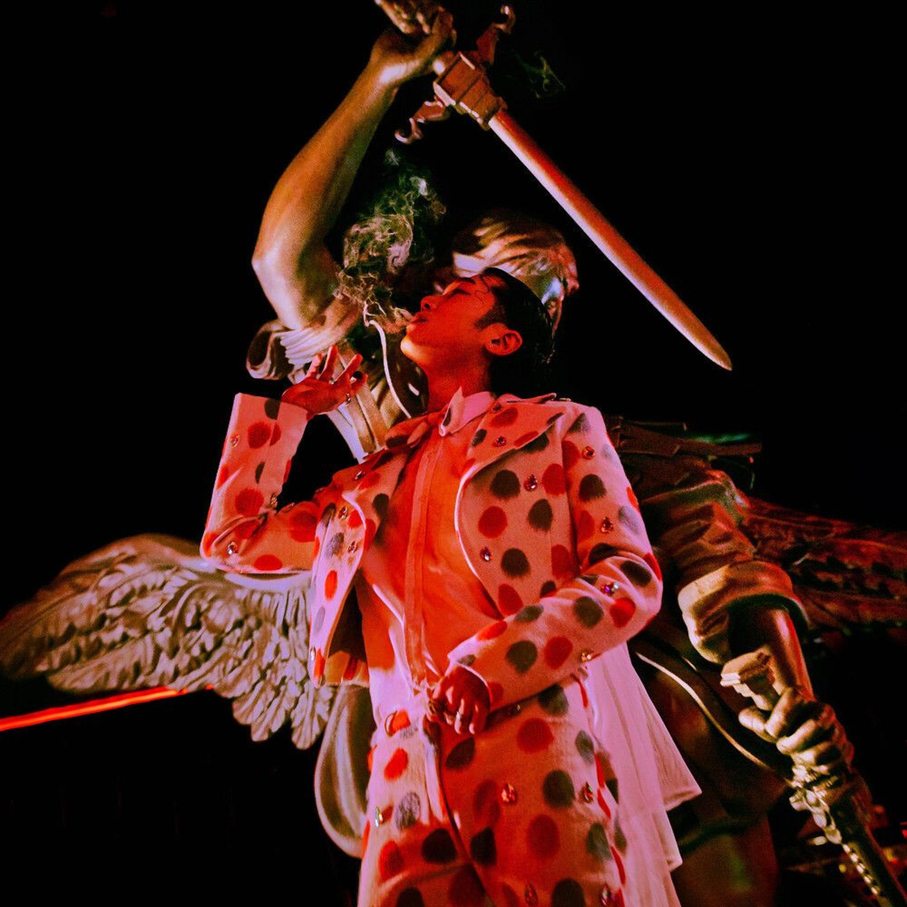 Earthquake (Feat. YUNHWAY)