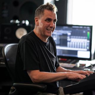 Mike Dean丨巨星身后的传奇制作人