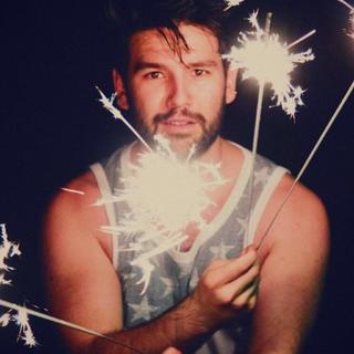 现代乡村 | 温暖恋情 深情男嗓的告白故事