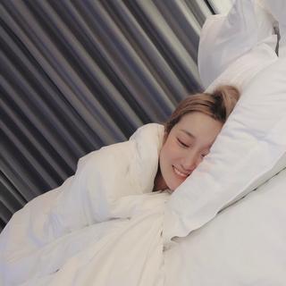 助眠丨夜灯缱绻 是渴睡者的眼
