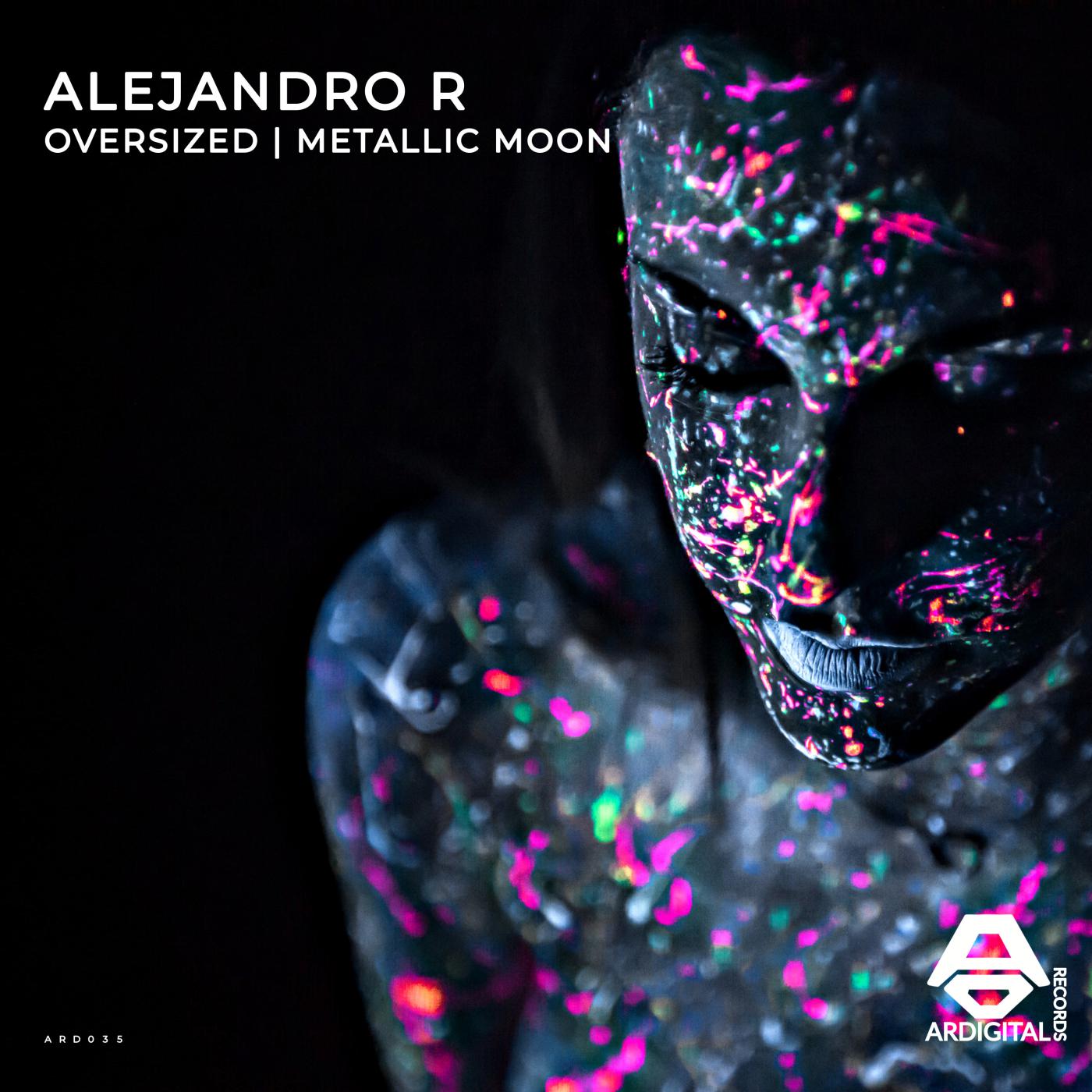 Alejandro R - Oversized