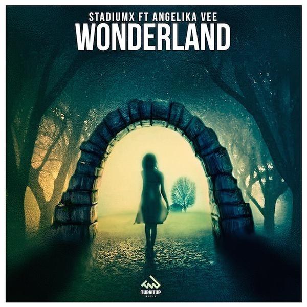 Wonderland (Acoustic Version)