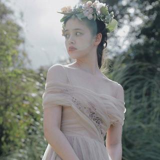 「空灵女声」澄澈似水，缥缈如风