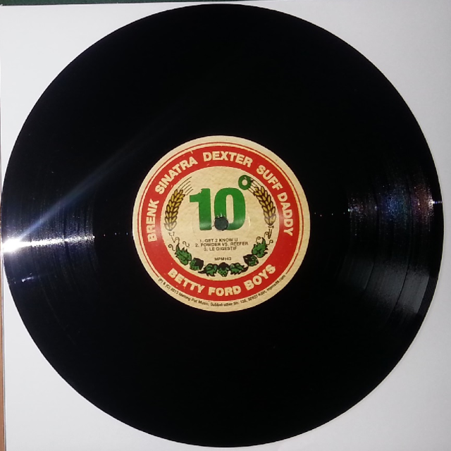 10% Vol. Vinyl