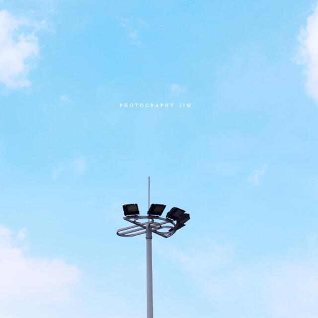 谁（翻自 廖俊涛）