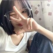 掉落的玫瑰还能鲜艳吗？