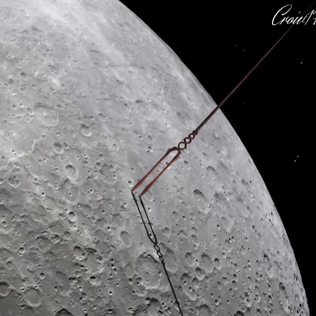 有天，朗基努斯之枪扎在了月球上