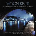 Moon River: Light classics for harmonica & clarinet专辑