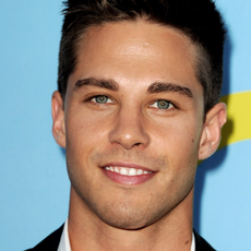 Dean Geyer