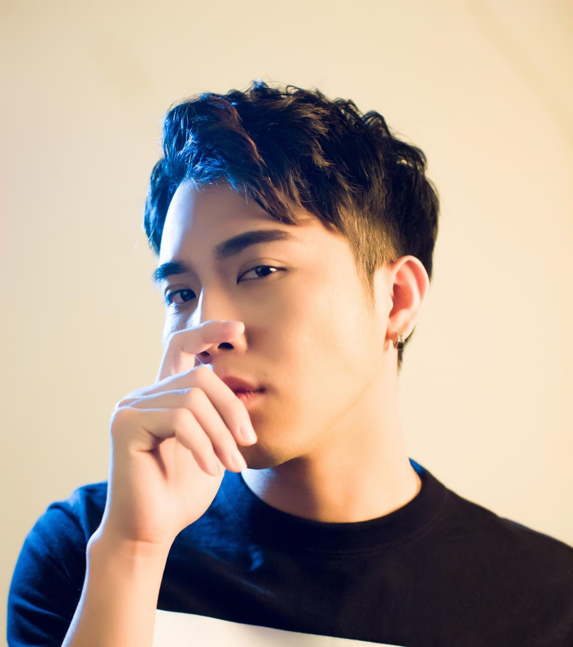 《情歌少爷》梁国荣受邀参加《星路天下》录制