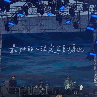 夏天丨海边的气泡和风里的盐粒
