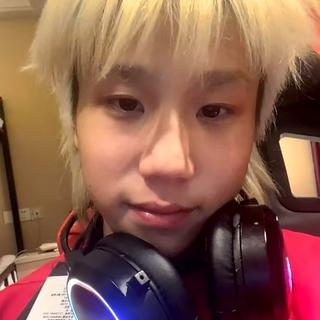 王铂涵OneOne