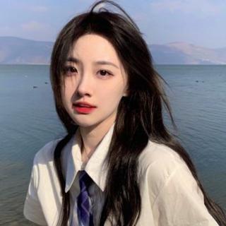 享受一个人的安稳，又期待两个人的热闹