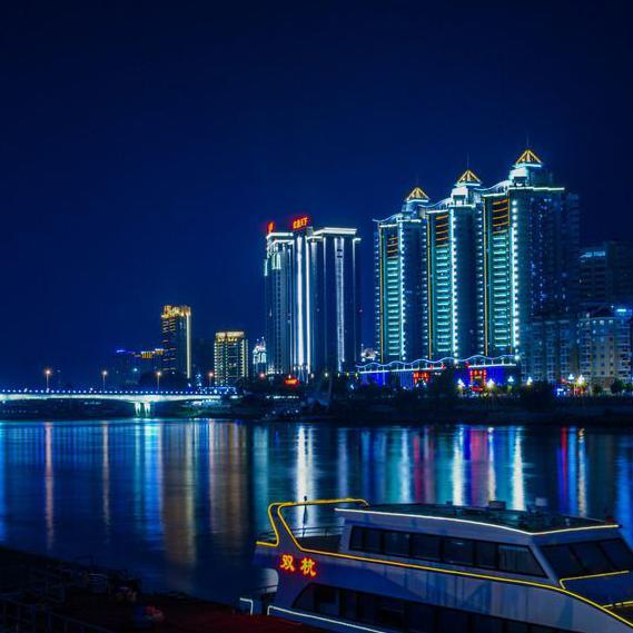 水中间（福州话）（翻自 肖山）