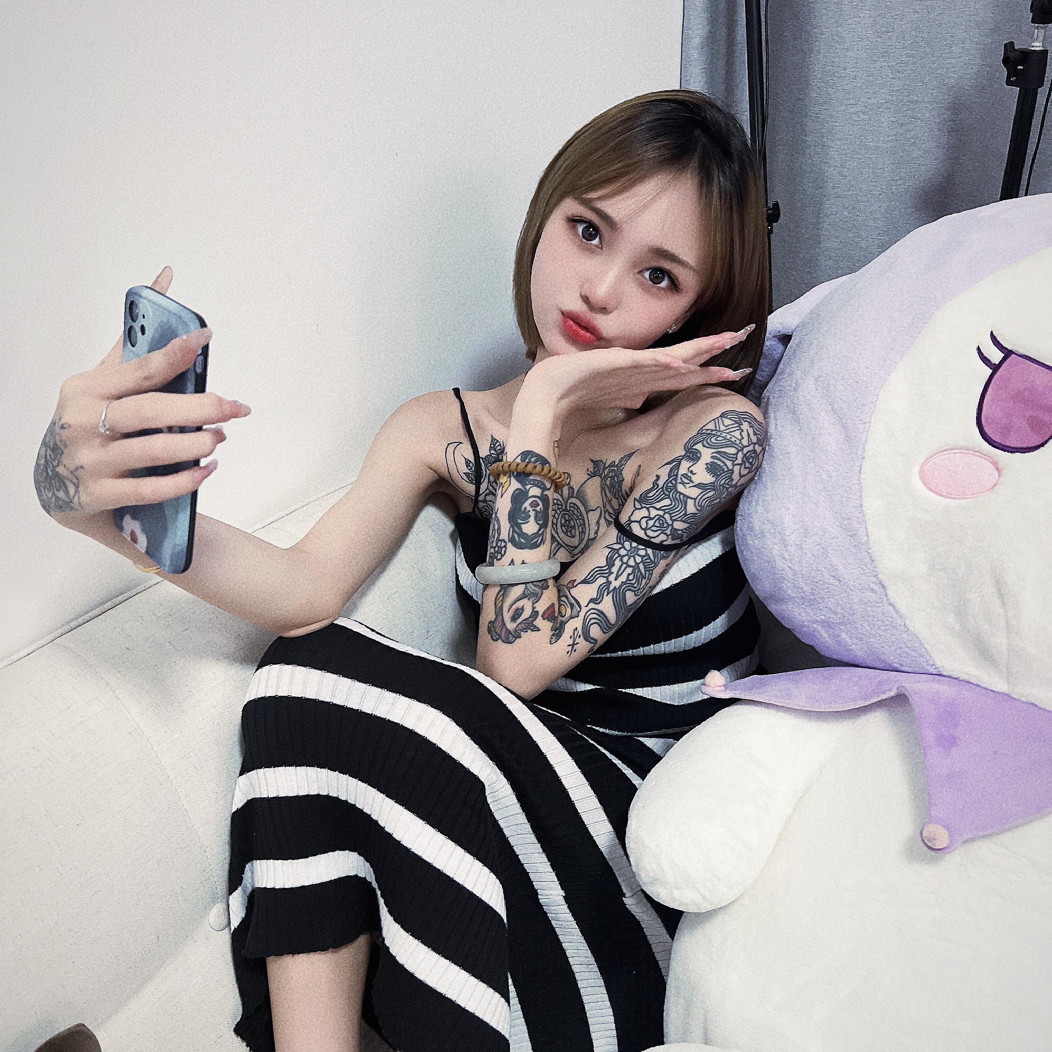 张小姐专辑