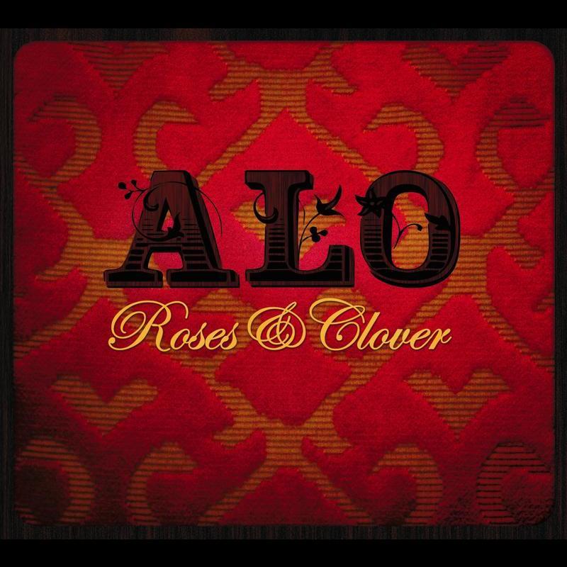 Roses & Clover