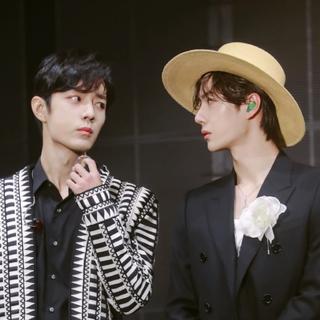 | 博君一肖 |并肩于雪山之巅