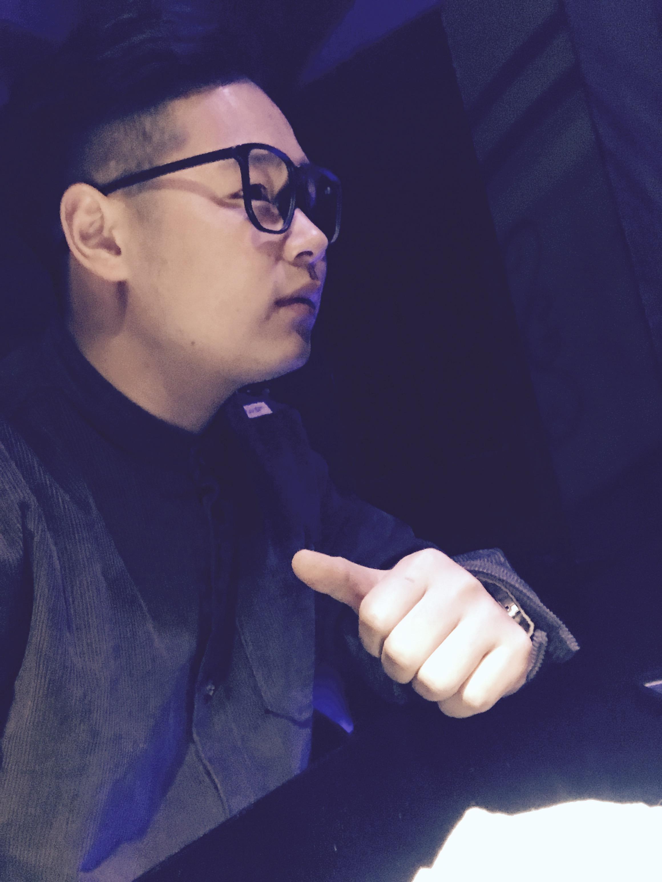 歌手:秋林 所属专辑:往返 播放 收藏 分享 下载 评论