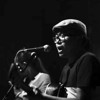 四海八方 |细数那些走心的方言歌曲