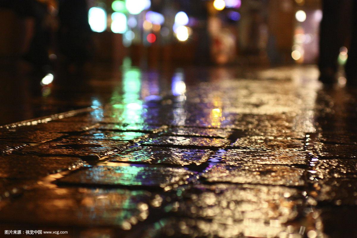雨中漫步专辑