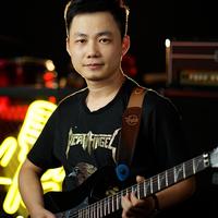 吉他的天空 - 就这样 (带伴唱) 伴奏