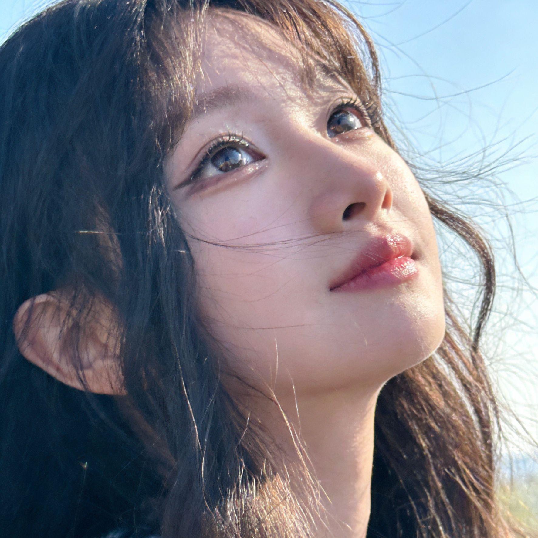 有个傻子还爱着你