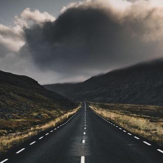 民谣摇滚500首｜我们的一生，在平凡流失