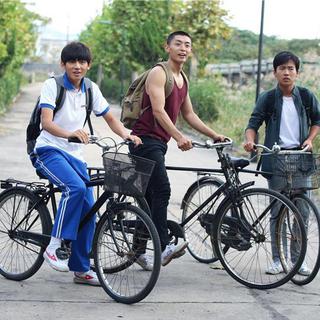 老了吗？男孩们！