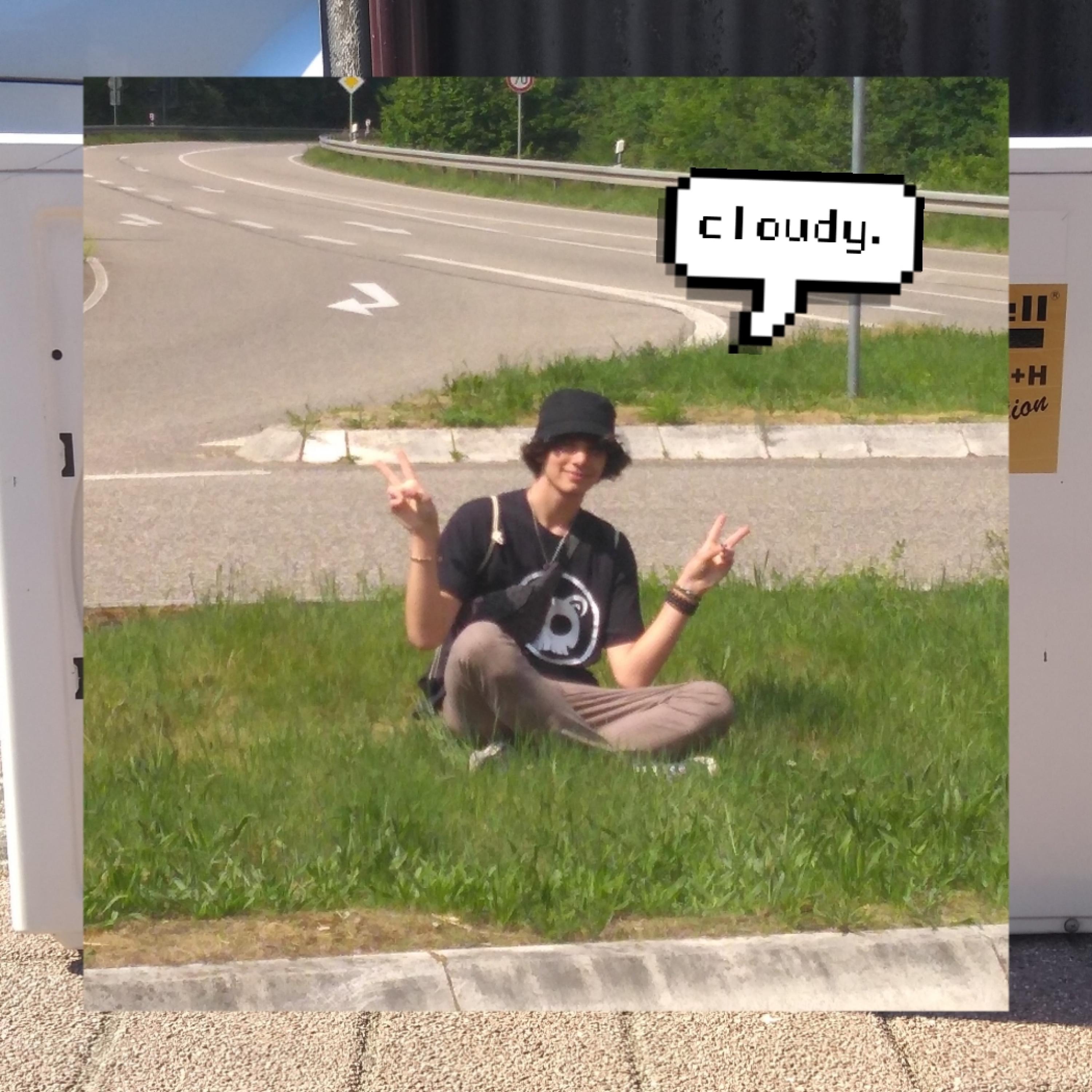 cloudy. (feat. minus)