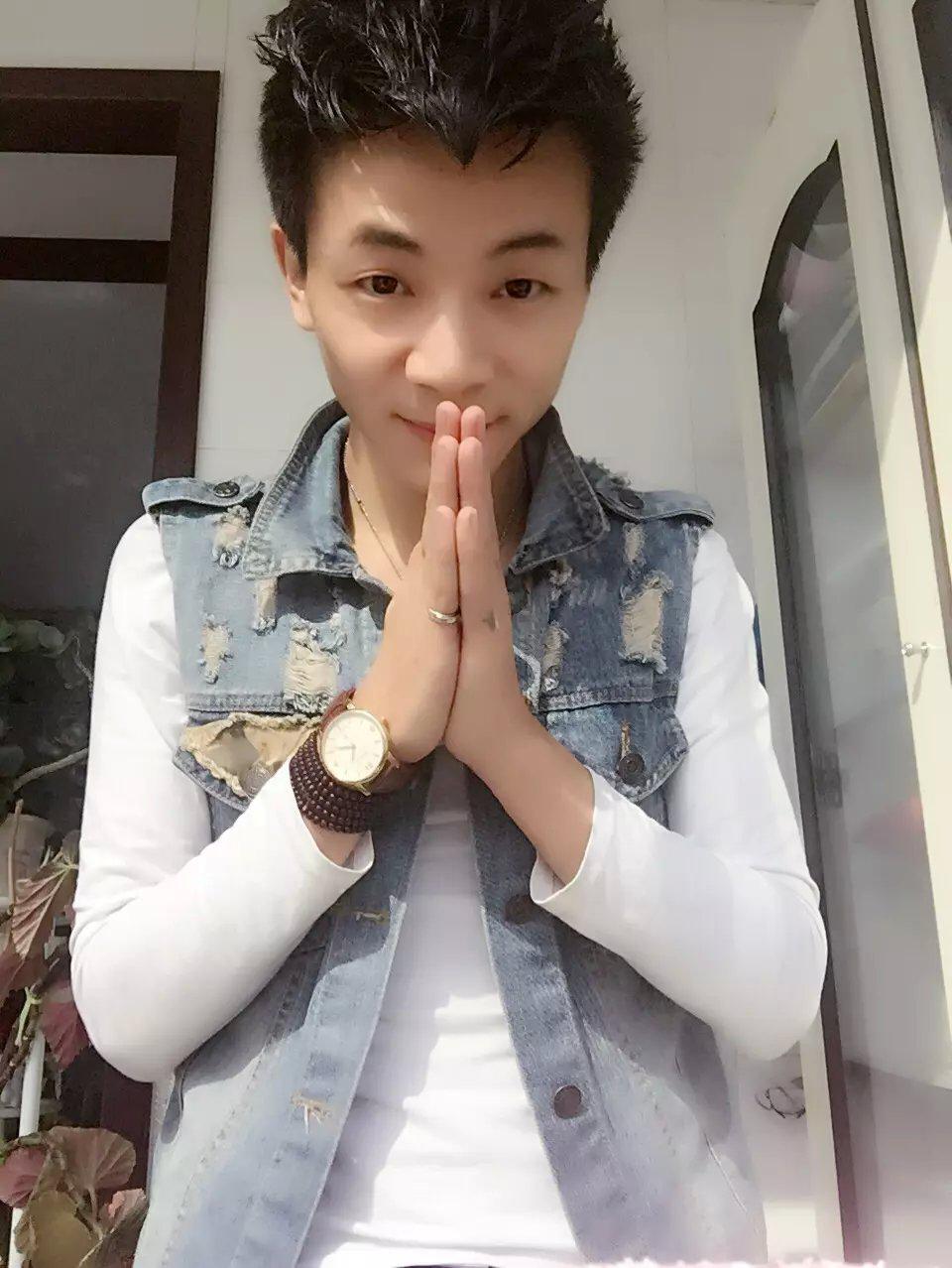 好女孩不要贱爱专辑