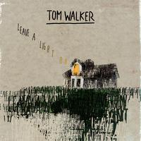 原版伴奏 Leave A Light On - Tom Walker (karaoke)