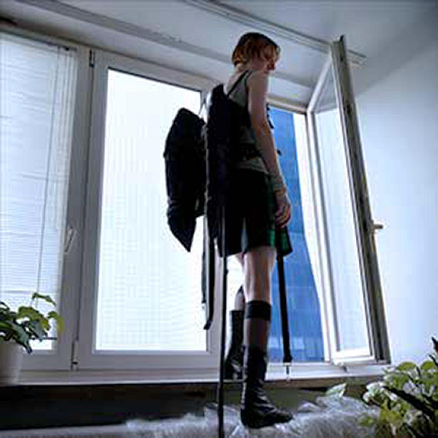 chłodna-sama-przemoczona