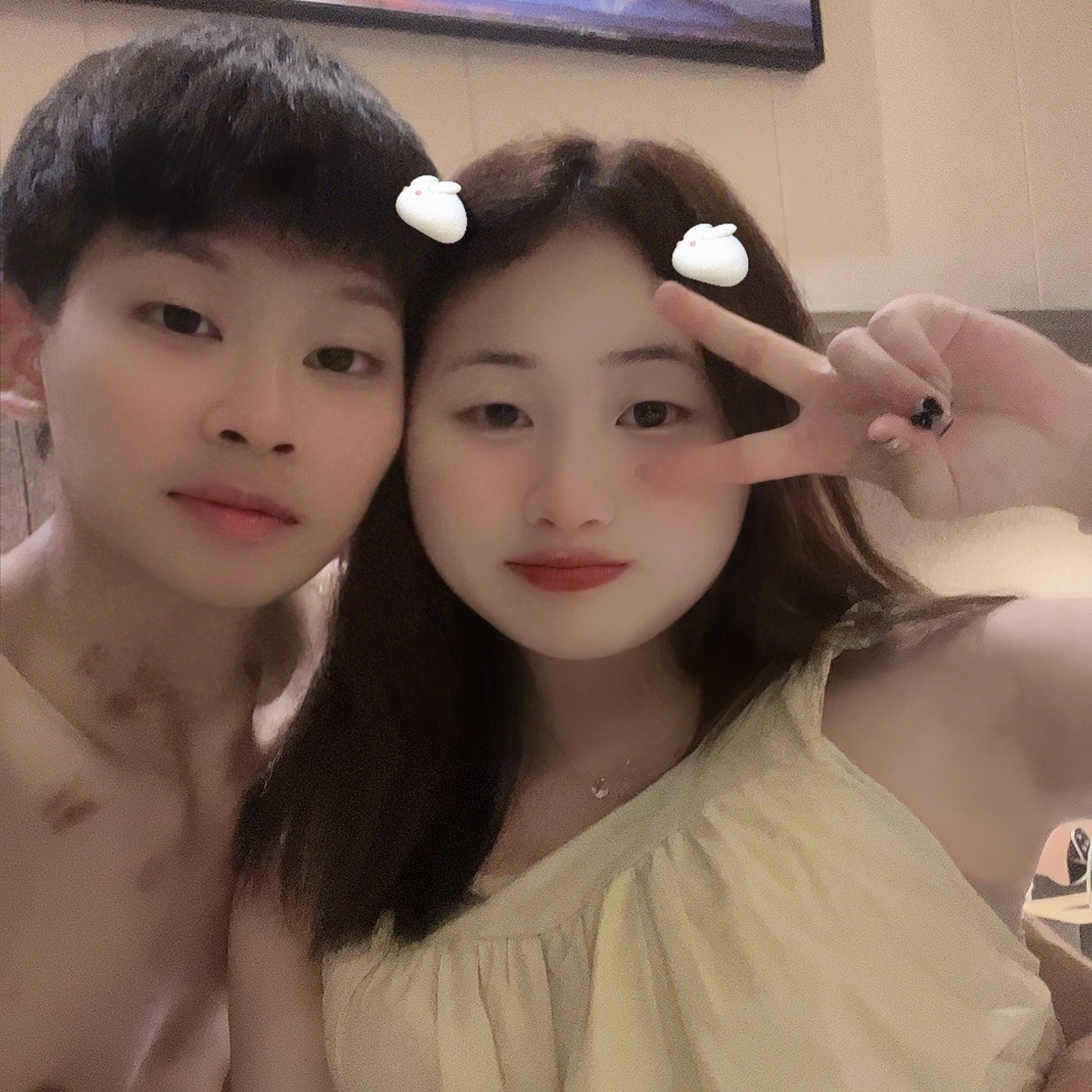 焦小飞歌曲封面