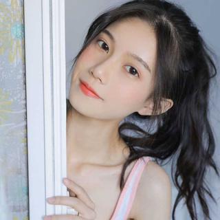生活很苦，但你是甜的