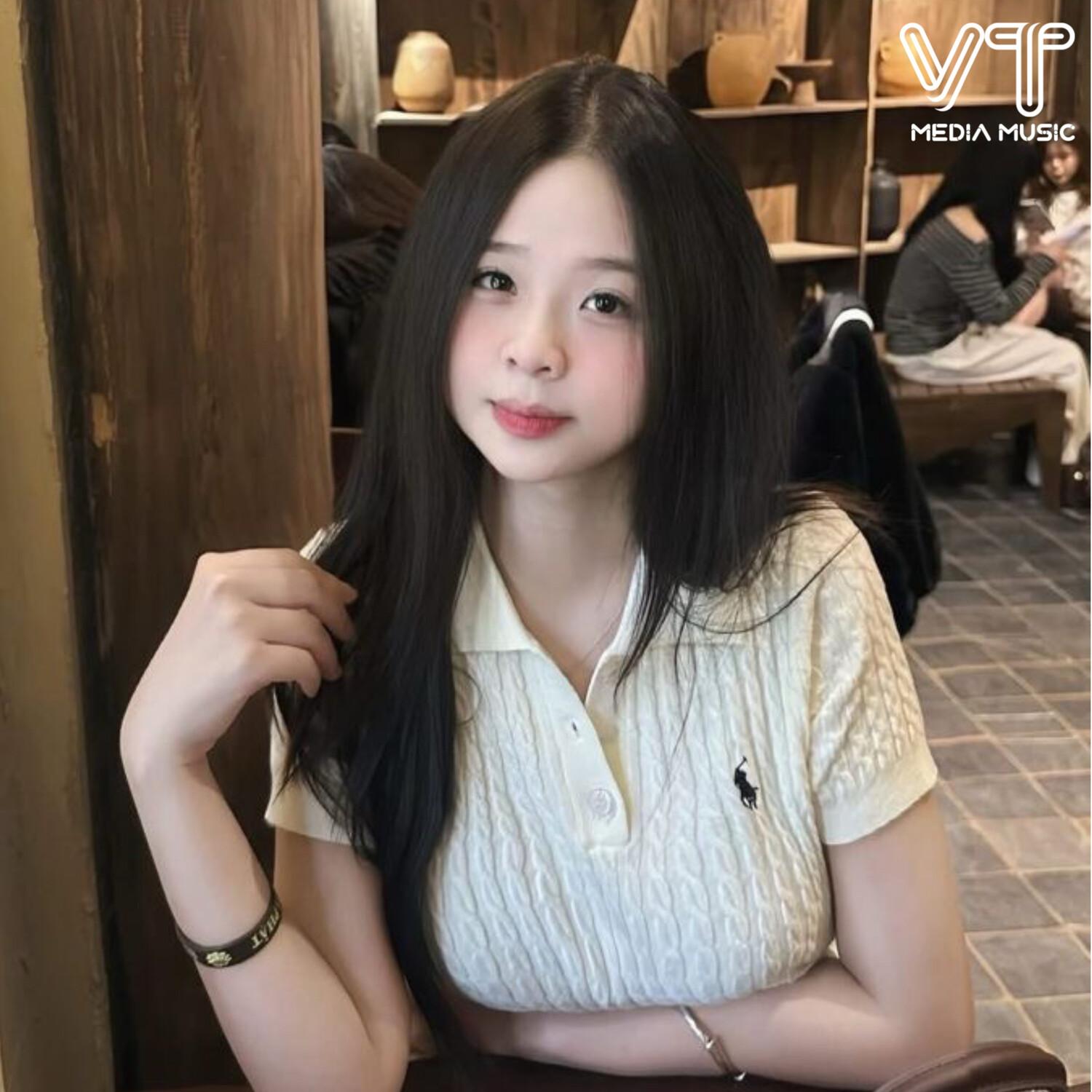 Mưa Tạnh Ướt Lòng