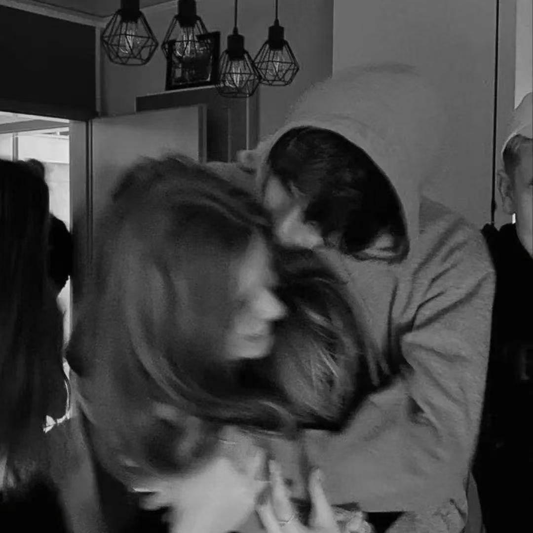 bagrigga bas(抱着我) 最新版