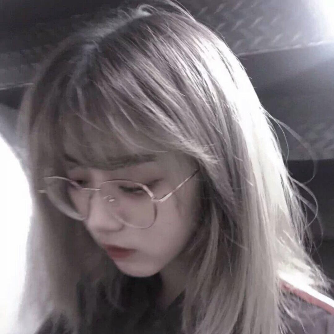 你是我触碰不到的风 醒不来的梦