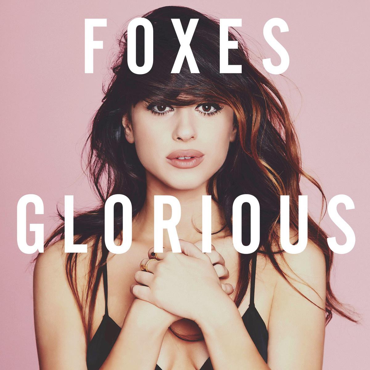 Glorious (Deluxe Version)专辑