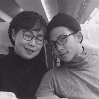 【韩】妈妈这个词只是叫一叫 也触动心弦