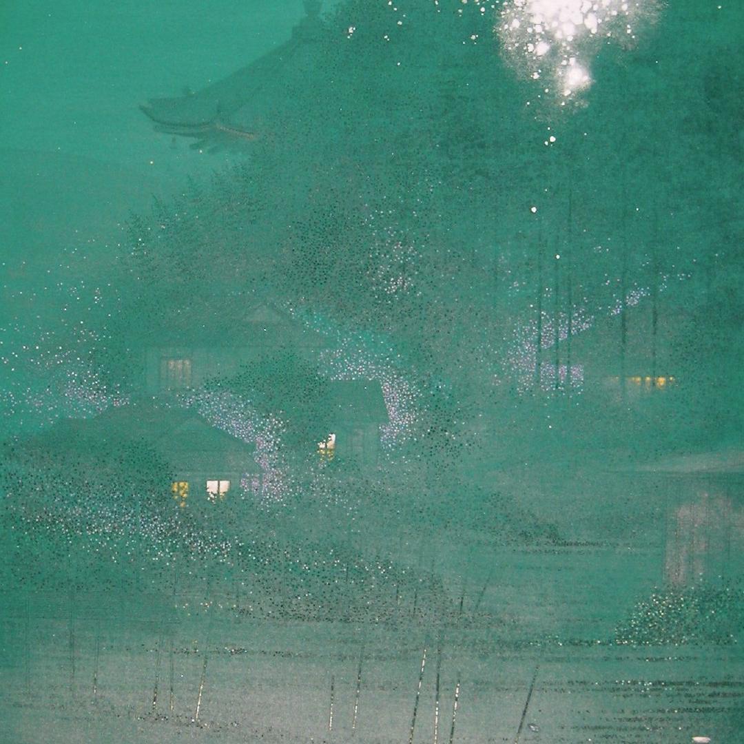 Love look not with the eyes