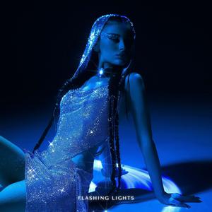 Malena - Flashing Lights （降2半音）